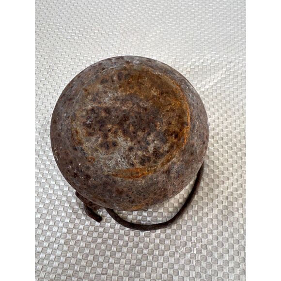 Vintage Cast Iron Lead Melting Pot Cauldron With Handle - Picture 4 of 4